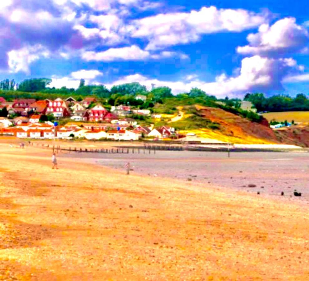 Leysdown-On-Sea Saddlebrook Holiday Park 3 Bedroom Brick Built Chalet Bungalow 외부 사진